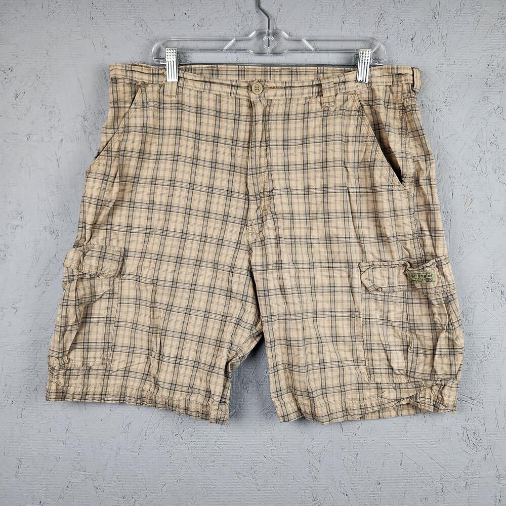 Wrangler Cargo Shorts Mens 36 Beige Plaid Pockets Workwear Outdoors Western Logo